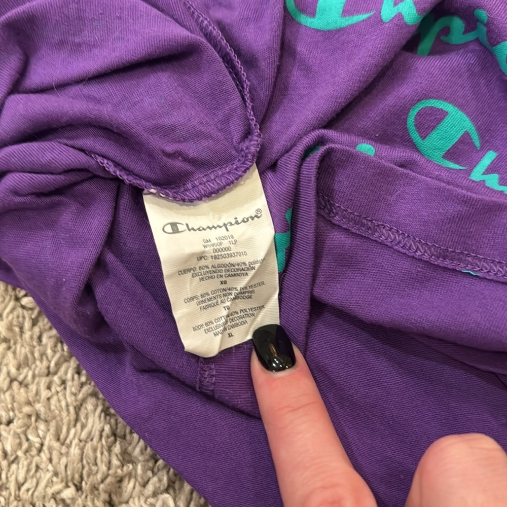 Champion Women’s Purple & Green Logo Cropped Shirt Size XL - Picture 5 of 5